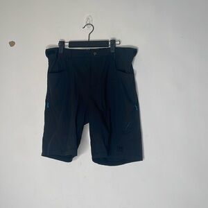 Novara black biking shorts​